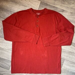 L.L. Bean Men's Long Sleeve Red Henley‎
